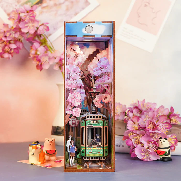 Tone-Cheer | Book nook: Sakura's travel - 24 cm